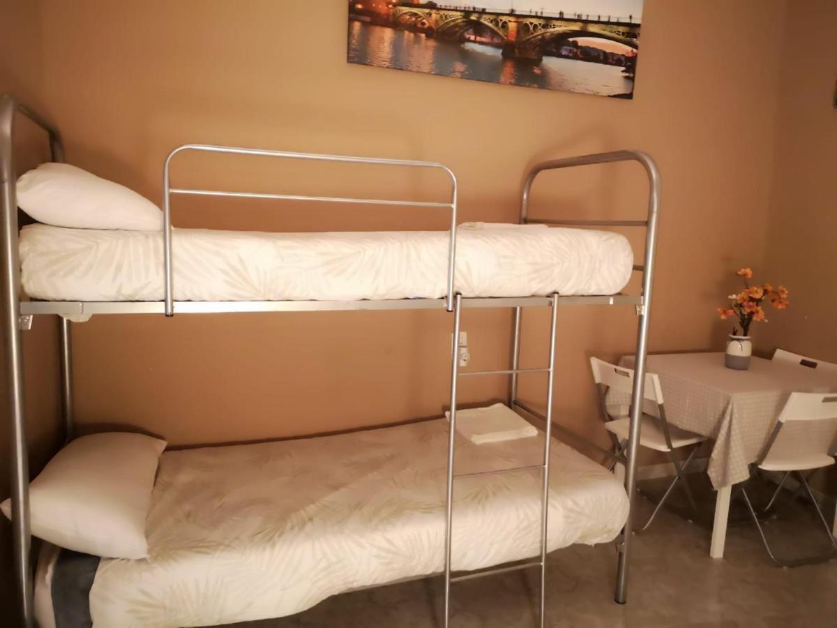 La Maestranza Apartment Rooms 세비야 외부 사진